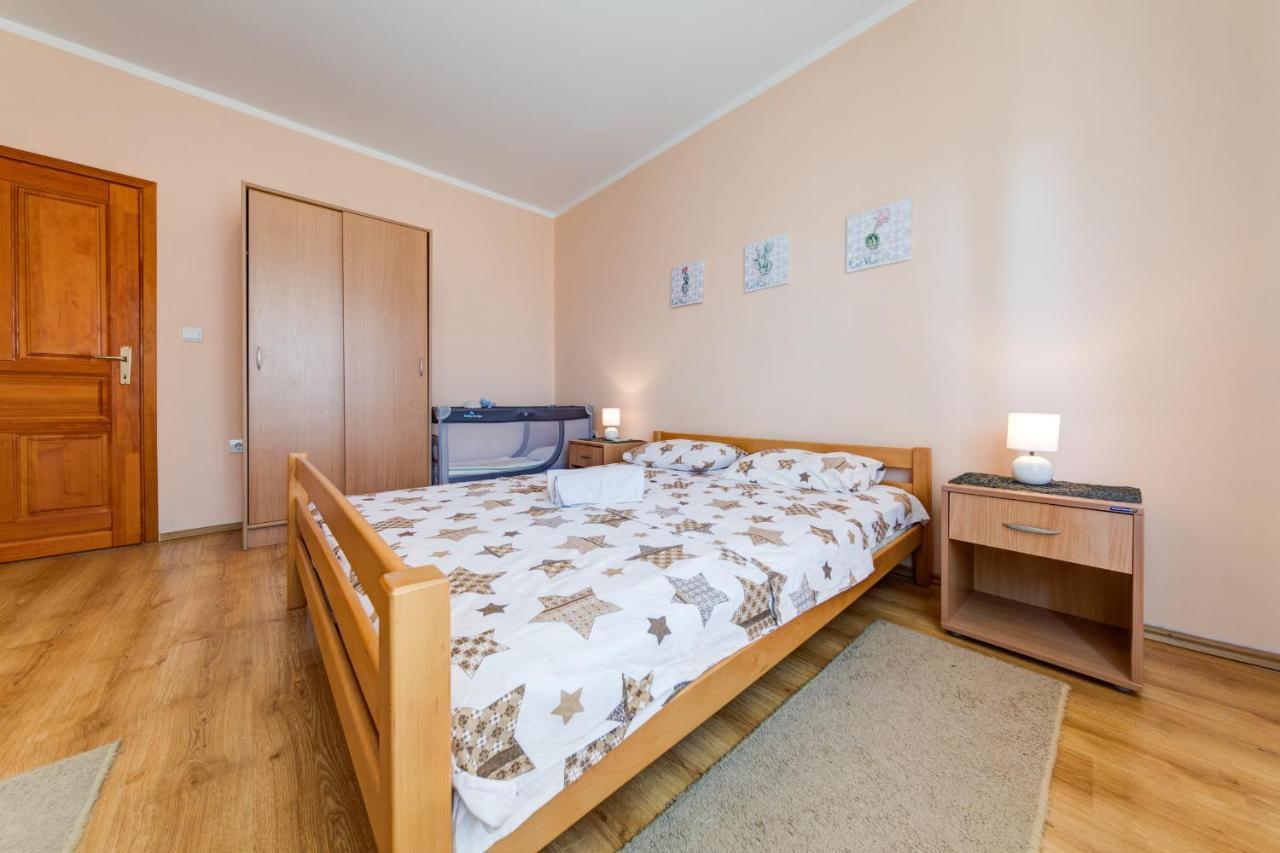 Apartments Pelle Tivat Bagian luar foto